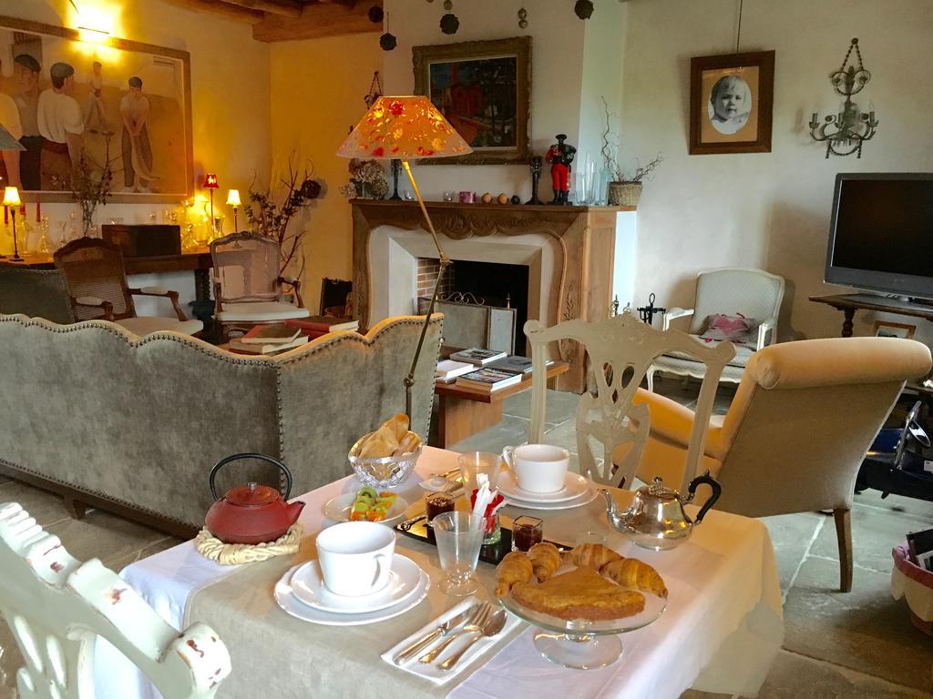 Les Volets Bleus Bed and Breakfast Arcangues Eksteriør billede