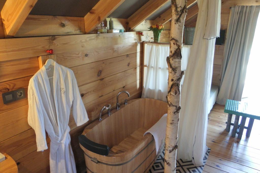 Les Volets Bleus Bed and Breakfast Arcangues Eksteriør billede